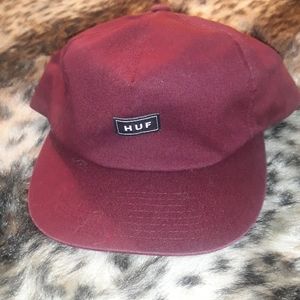 1 Huf snap back hat maroon, 1 black & white Hyplan